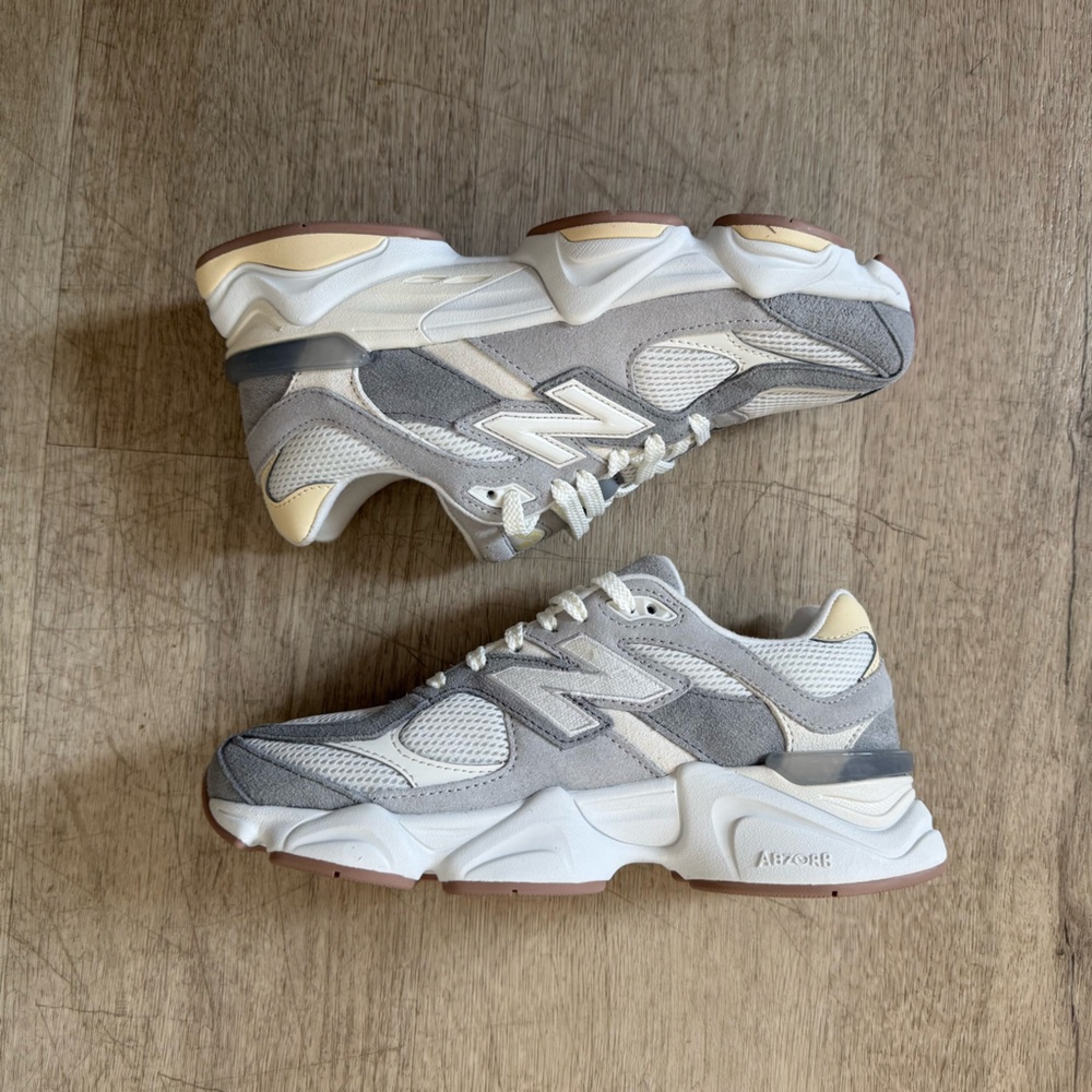 New Balance Gray White Cream Chunky Runner Sneakers